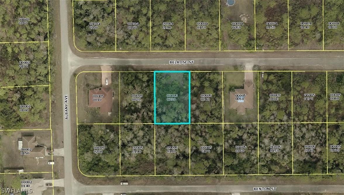 5425 Belrose St., Lehigh Acres, FL 33971