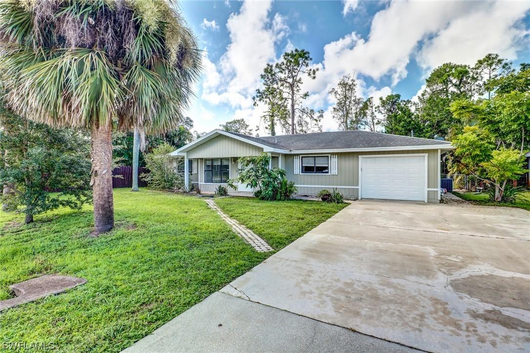 8232 New Jersey Blvd., Fort Myers, FL 33967