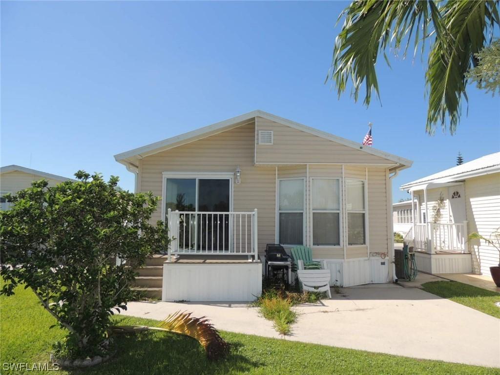 7069 Armadillo Way, Fort Myers, FL 33967