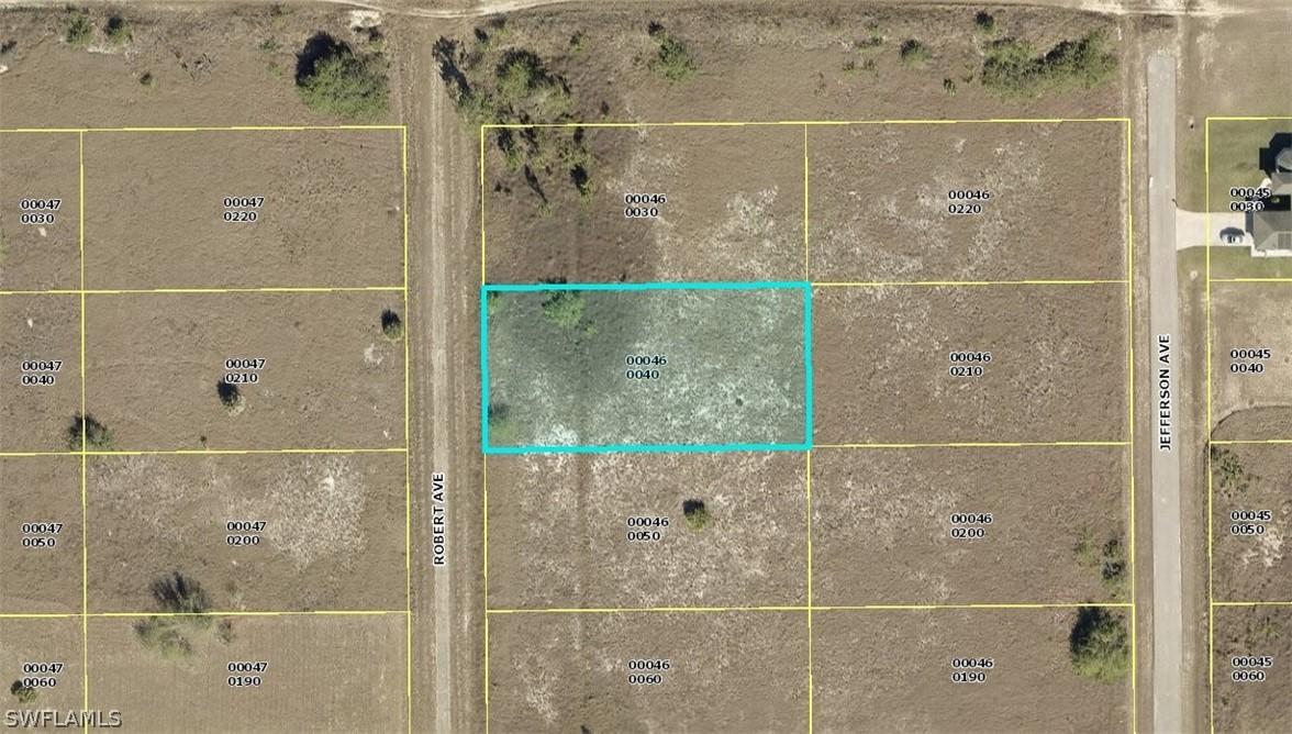 1516 Robert Ave., Lehigh Acres, FL 33972