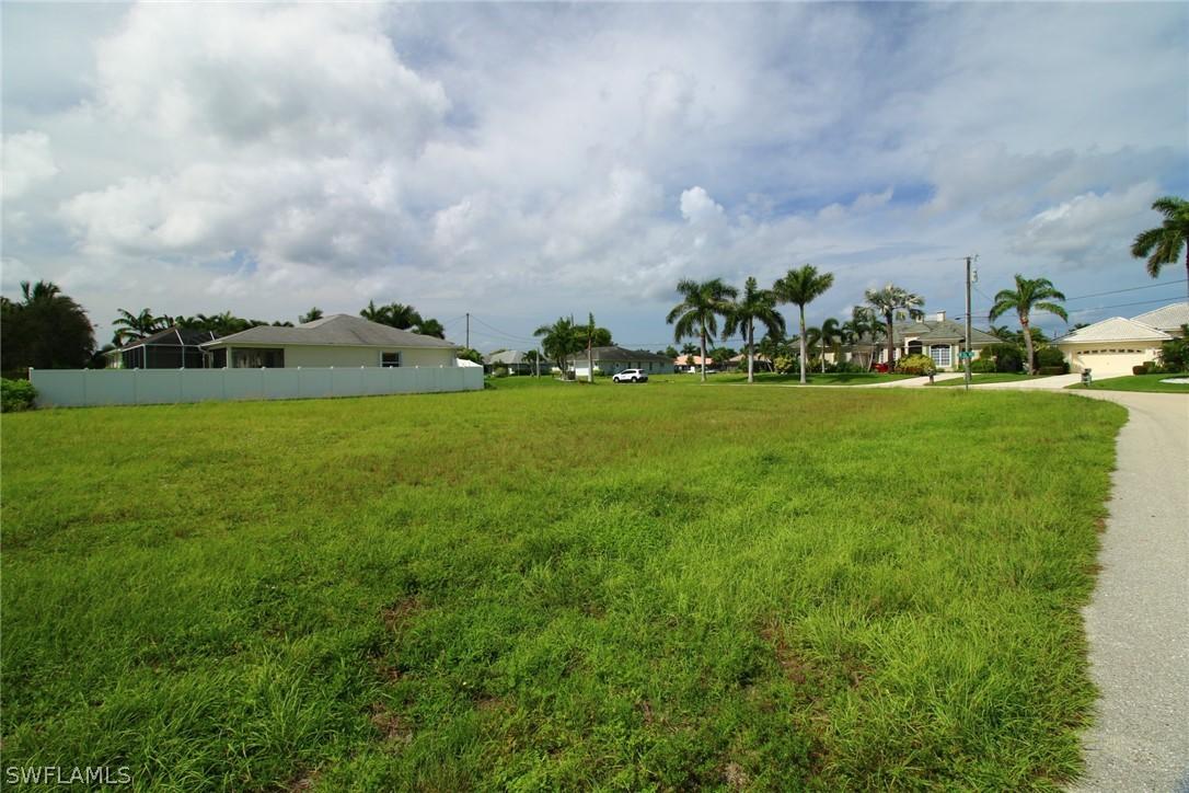 4901 SW 26th Ave., Cape Coral, FL 33914