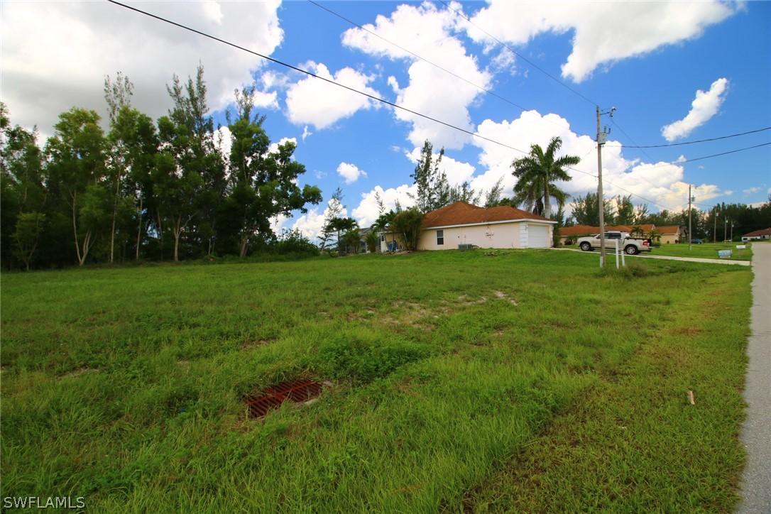 1812 SW 11th St., Cape Coral, FL 33991