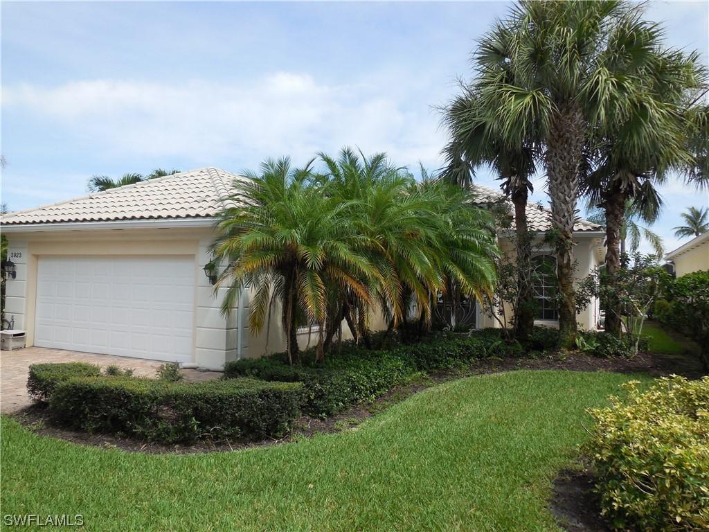 3923 Valentia Way, Naples, FL 34119