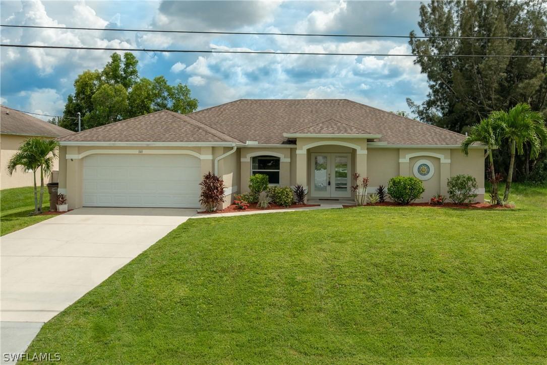 848 SW 12th Ter., Cape Coral, FL 33991