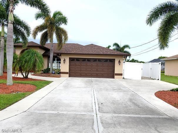 628 SE 23rd Ter., Cape Coral, FL 33990