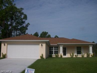 932 Aletha Ave., Lehigh Acres, FL 33974