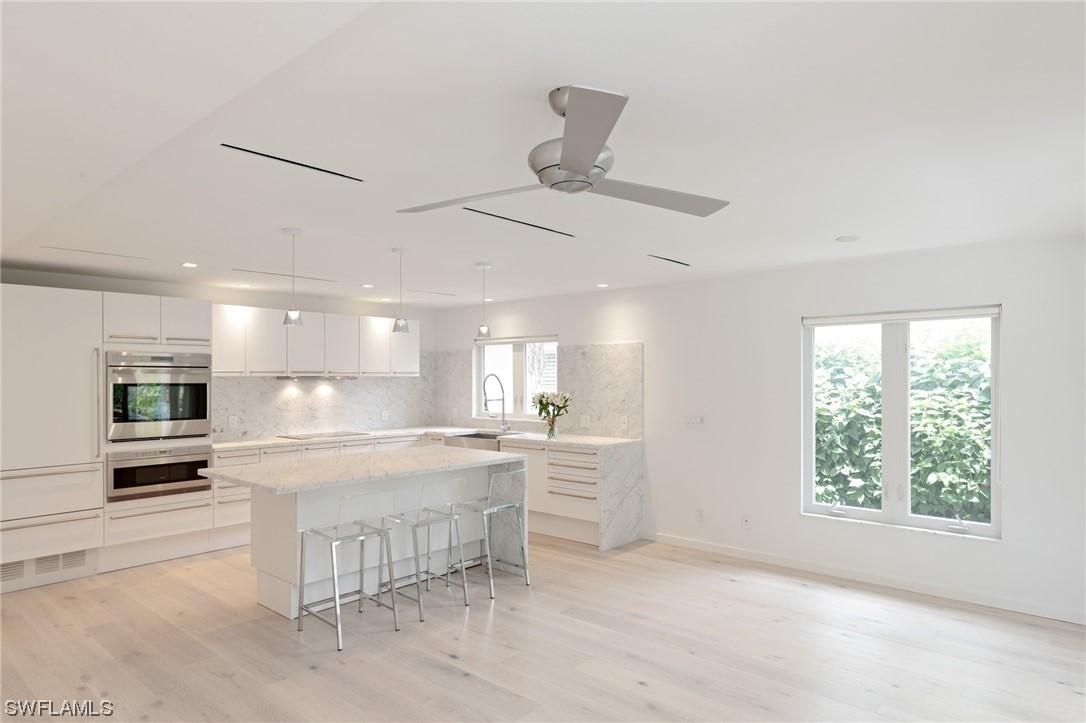 570 102nd Ave., Naples, FL 34108