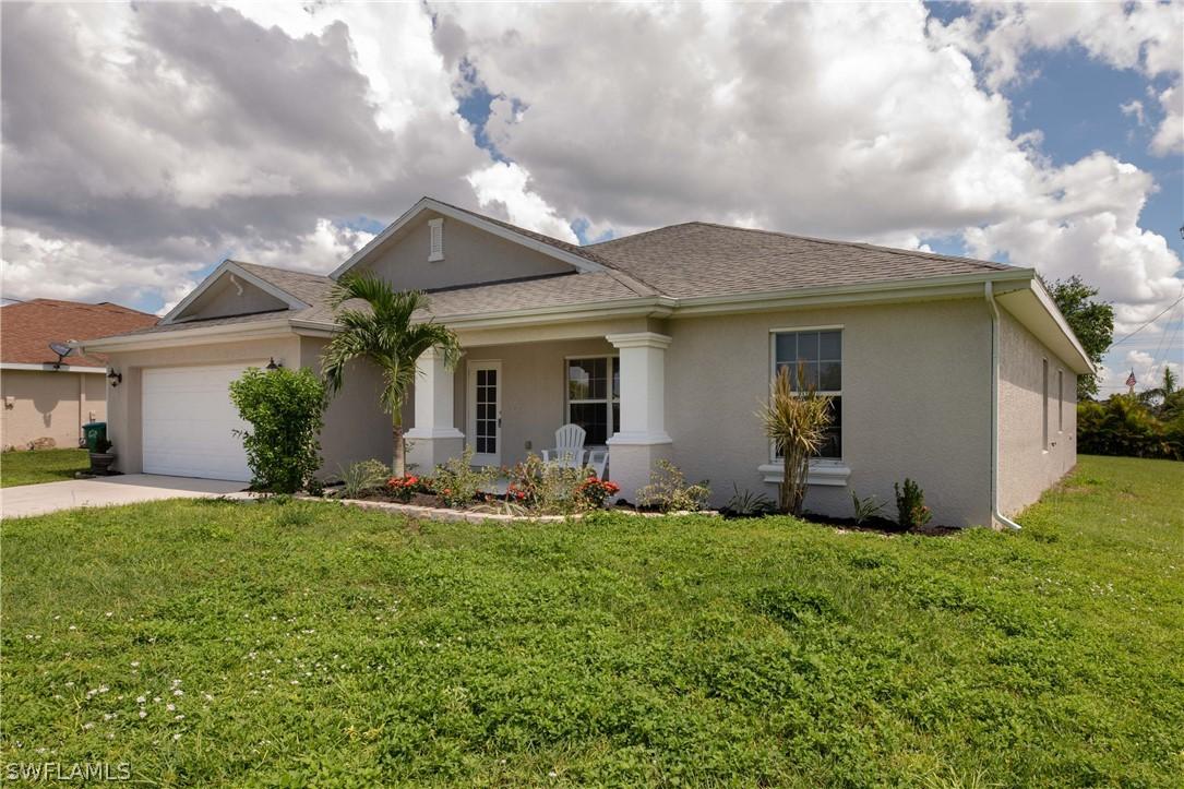 1801 NW 16th Pl., Cape Coral, FL 33993