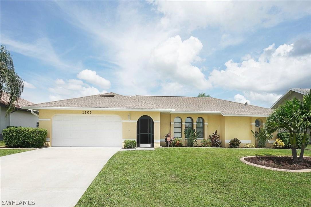 1303 SE 31st Ter., Cape Coral, FL 33904