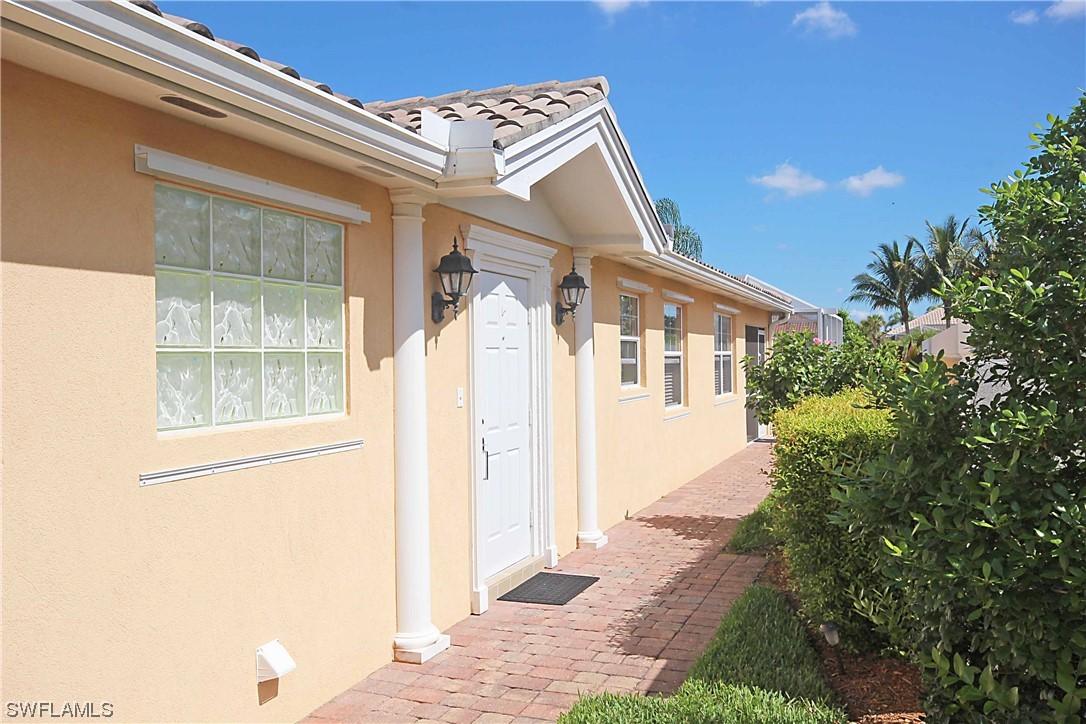7438 Emilia Ln., Naples, FL 34114