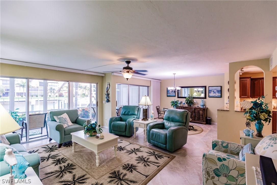 4017 SE 19th Pl. #103, Cape Coral, FL 33904