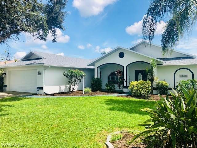 549 Chamonix Ave., Lehigh Acres, FL 33974