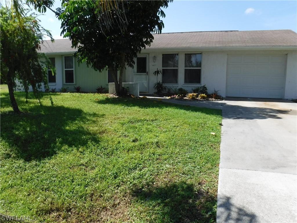 302 SE 27th Ter., Cape Coral, FL 33904