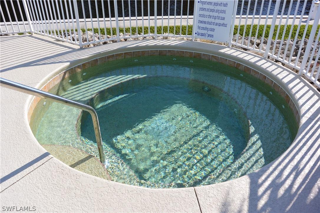 1781 Four Mile Cove Pkwy. #121, Cape Coral, FL 33990