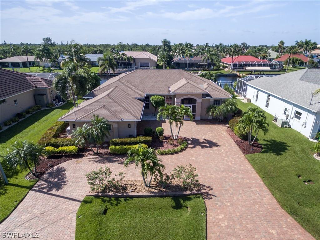 2034 SE 21st St., Cape Coral, FL 33990