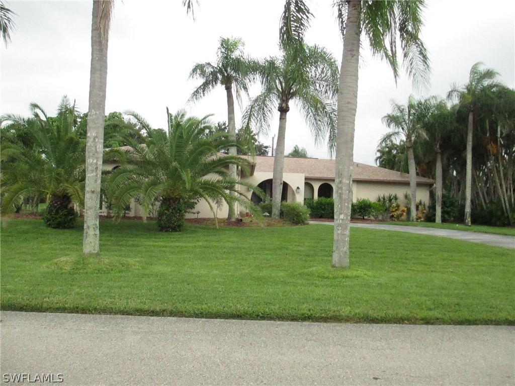 706 SE 35th St., Cape Coral, FL 33904