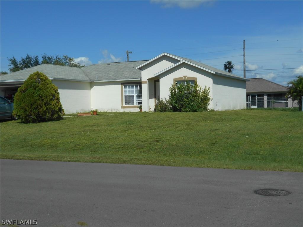 413 NE 23rd Pl., Cape Coral, FL 33909