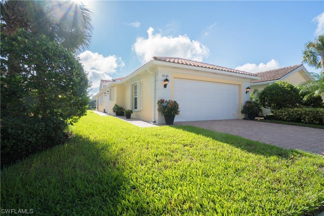 3018 Futuna Ln., Naples, FL 34119