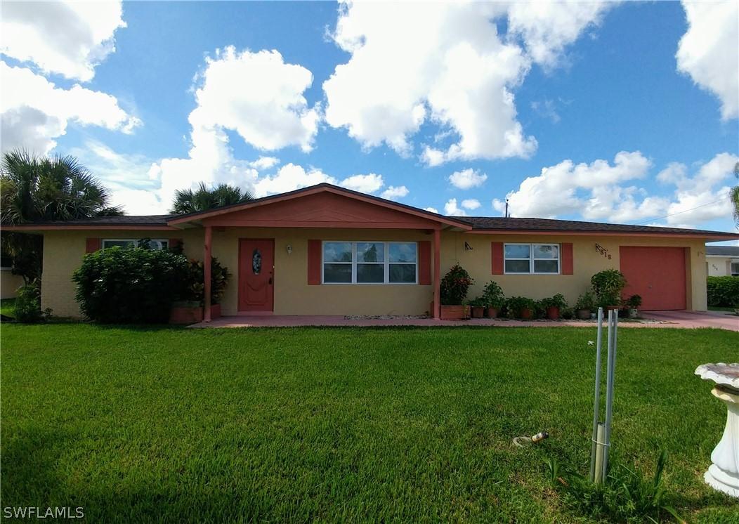 818 Shadyside St., Lehigh Acres, FL 33936
