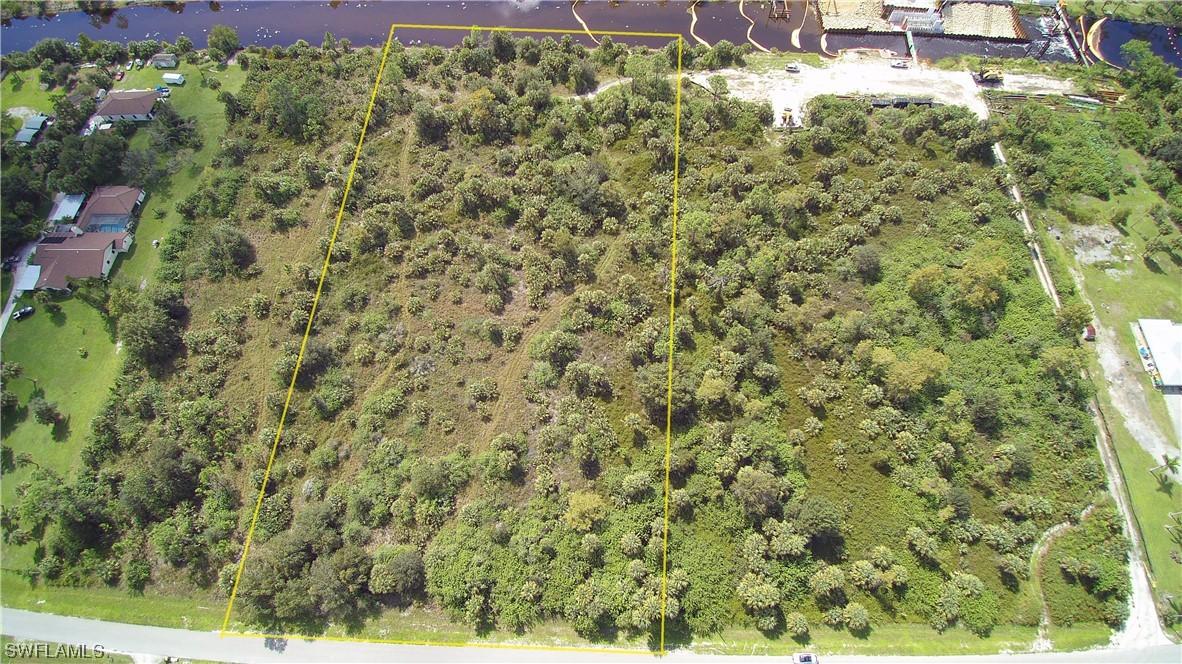 0000 10th St., Naples, FL 34120