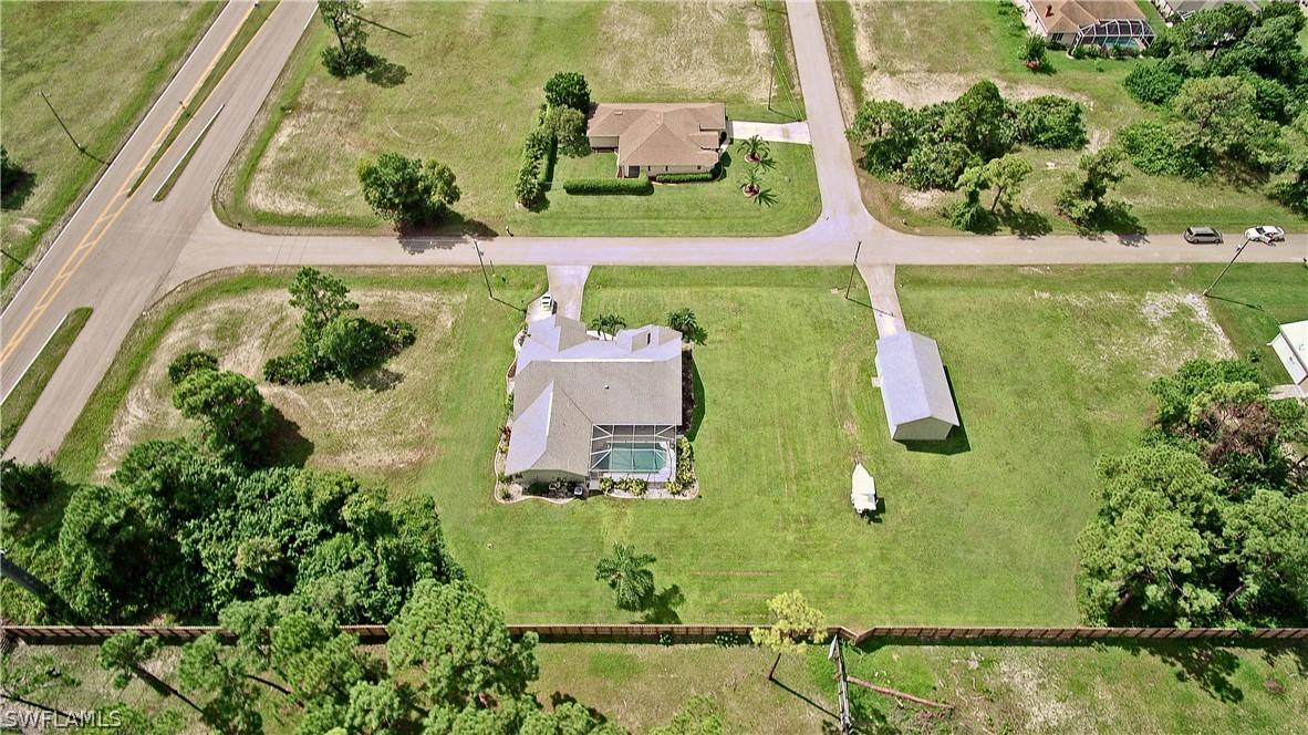 2423 NW 22nd Ter., Cape Coral, FL 33993