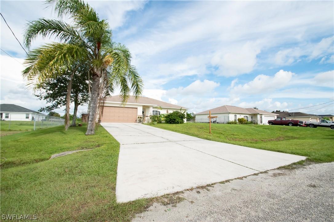 1018 Chaplin Ave., Lehigh Acres, FL 33971