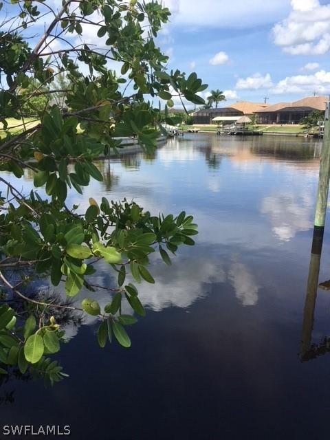 4018 SW 12th Pl., Cape Coral, FL 33914