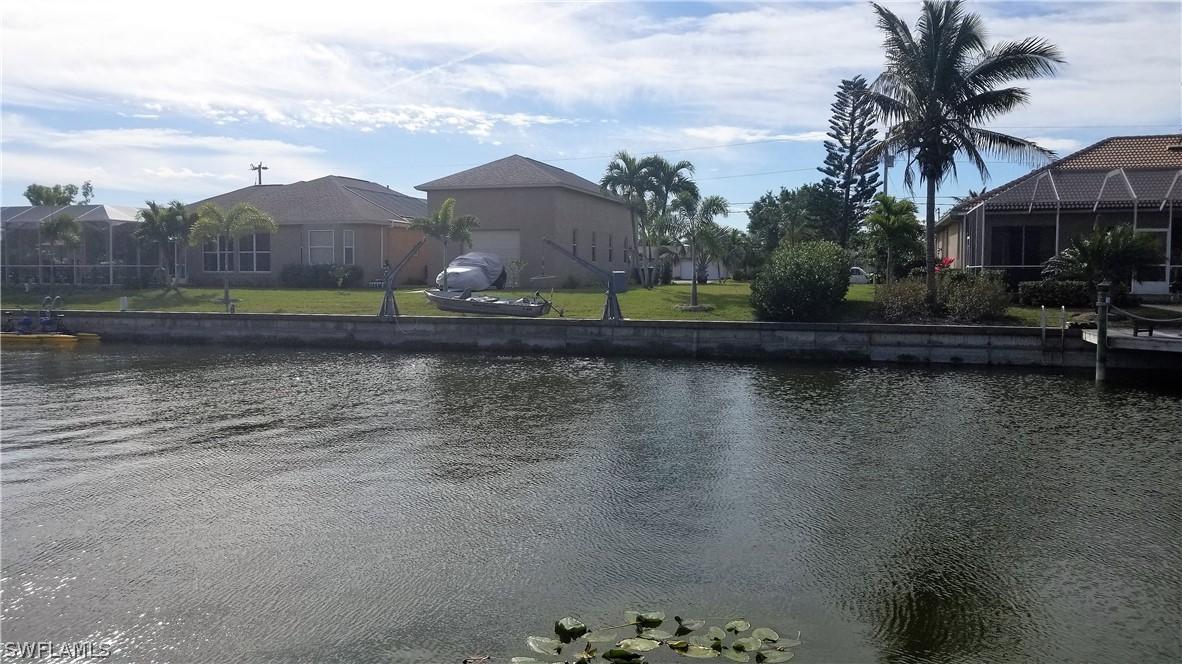 220 SE 24th St., Cape Coral, FL 33990