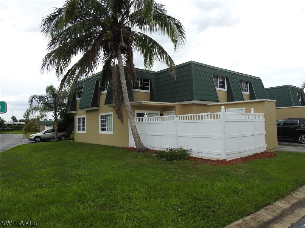 4784 Albacore Ln., Fort Myers, FL 33919