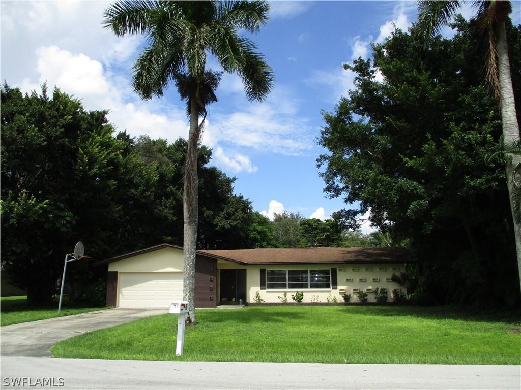 605 Peck Ave., Fort Myers, FL 33919