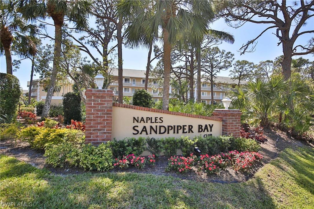 3072 Sandpiper Bay Cir. #M302, Naples, FL 34112