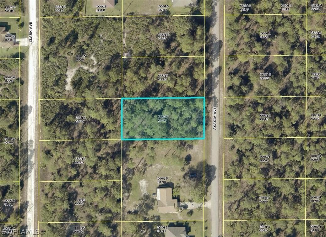 1317 Acacia Ave., Lehigh Acres, FL 33972