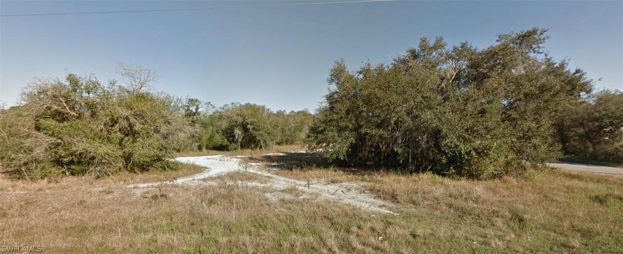 2707 E 18th St., Lehigh Acres, FL 33972