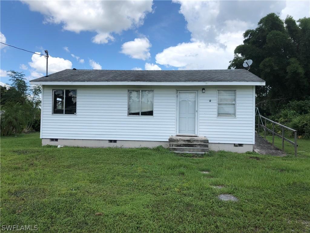 2904 11th St., Lehigh Acres, FL 33976