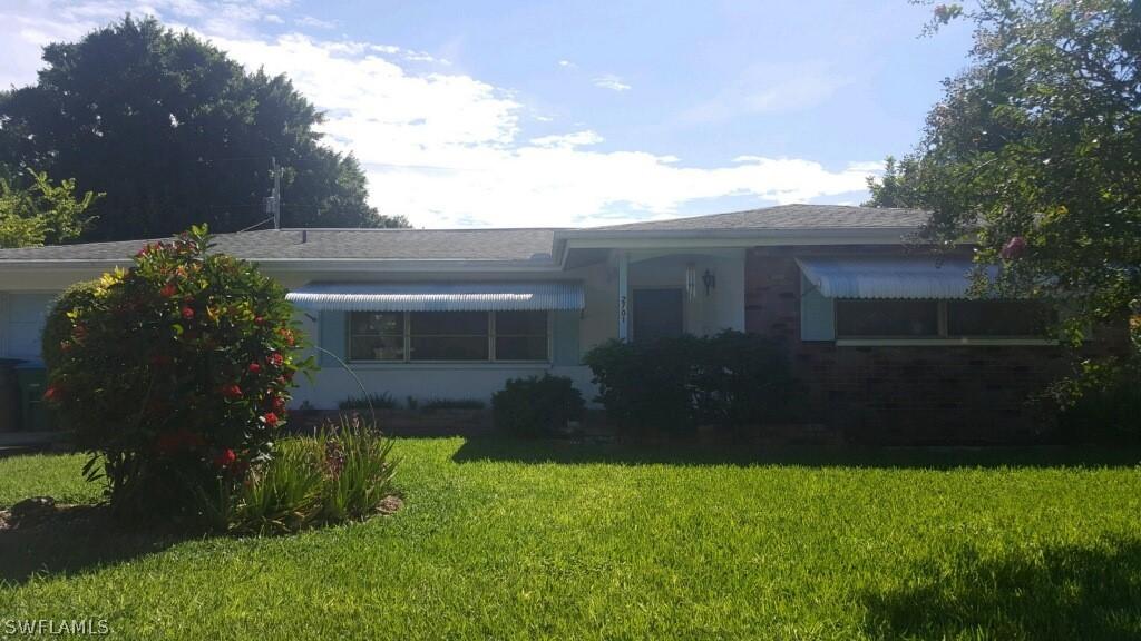2701 SE 17th Ave., Cape Coral, FL 33904