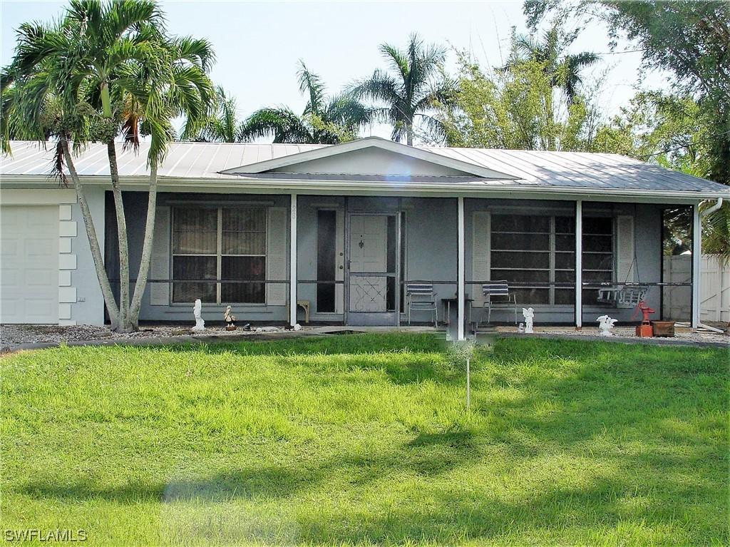 28 Constitution Dr., Naples, FL 34112