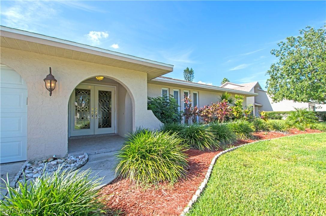 2112 SE 11th St., Cape Coral, FL 33990