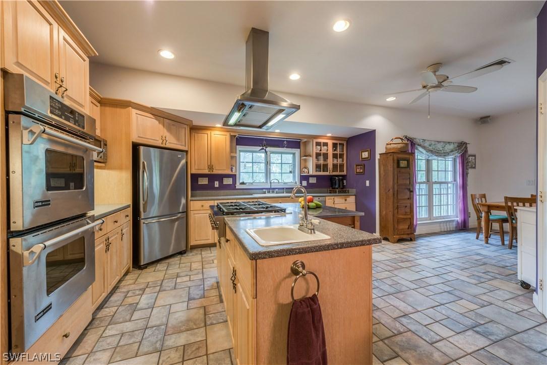 20941 Lazy D Farm Rd., Estero, FL 33928