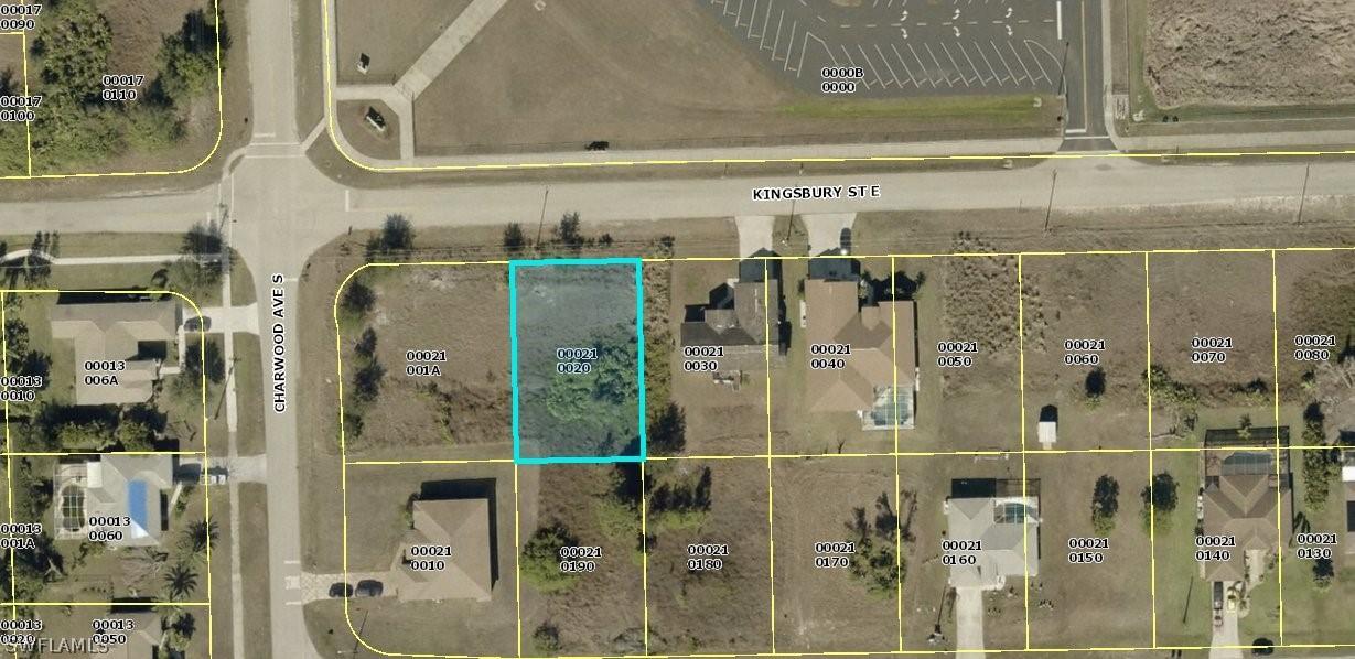 664 Kingsbury St., Lehigh Acres, FL 33974