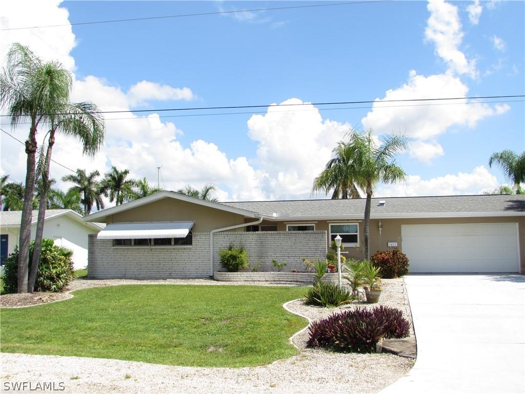 2823 SE 18th Ave., Cape Coral, FL 33904