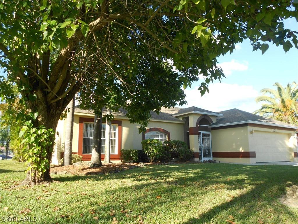 1103 SE 28th Ter., Cape Coral, FL 33904