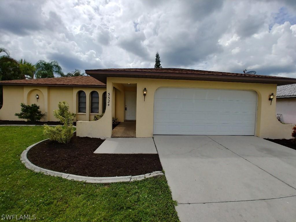 3324 Country Club Blvd., Cape Coral, FL 33904
