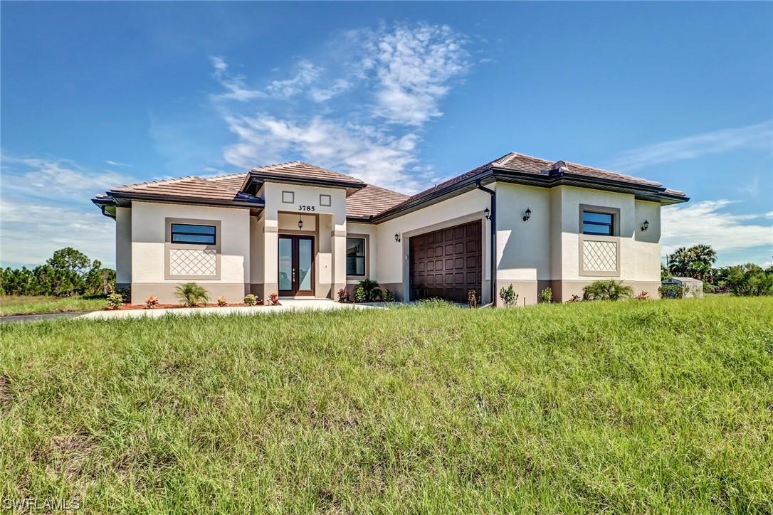 3785 22nd Ave., Naples, FL 34120