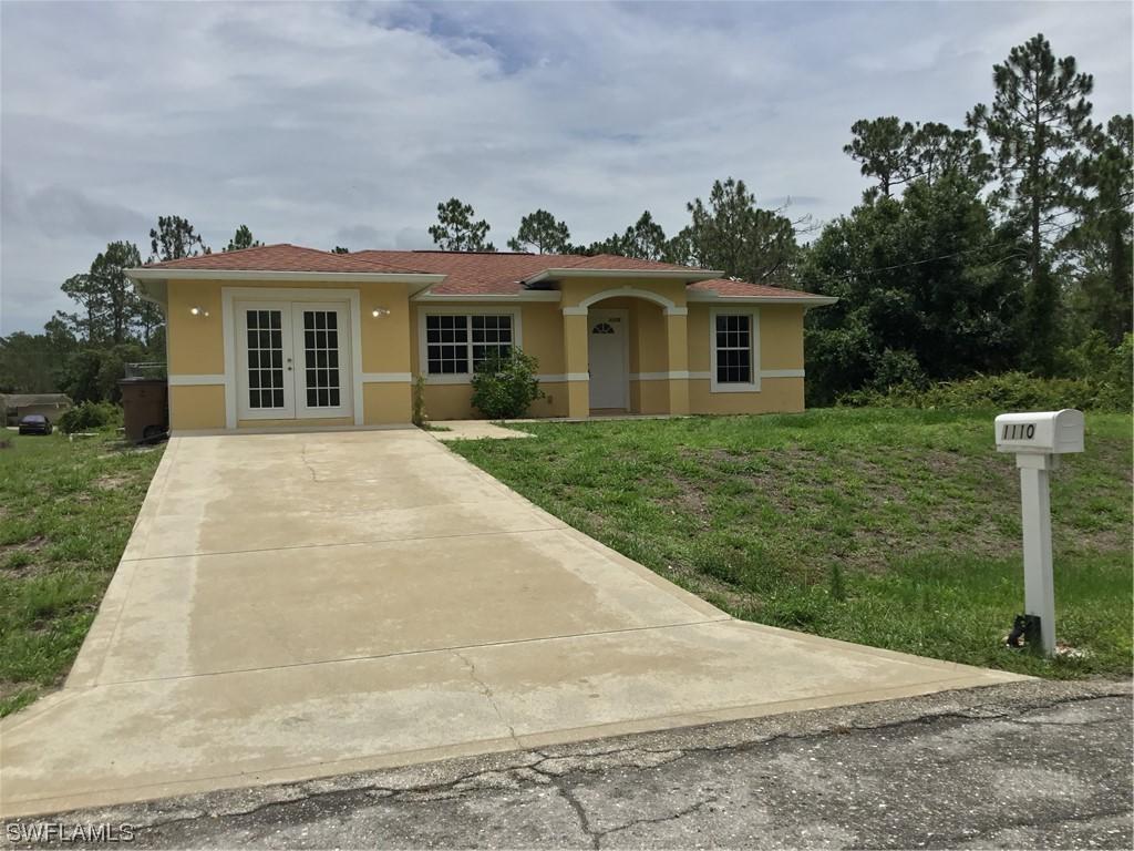 1110 Hibiscus Ave., Lehigh Acres, FL 33972