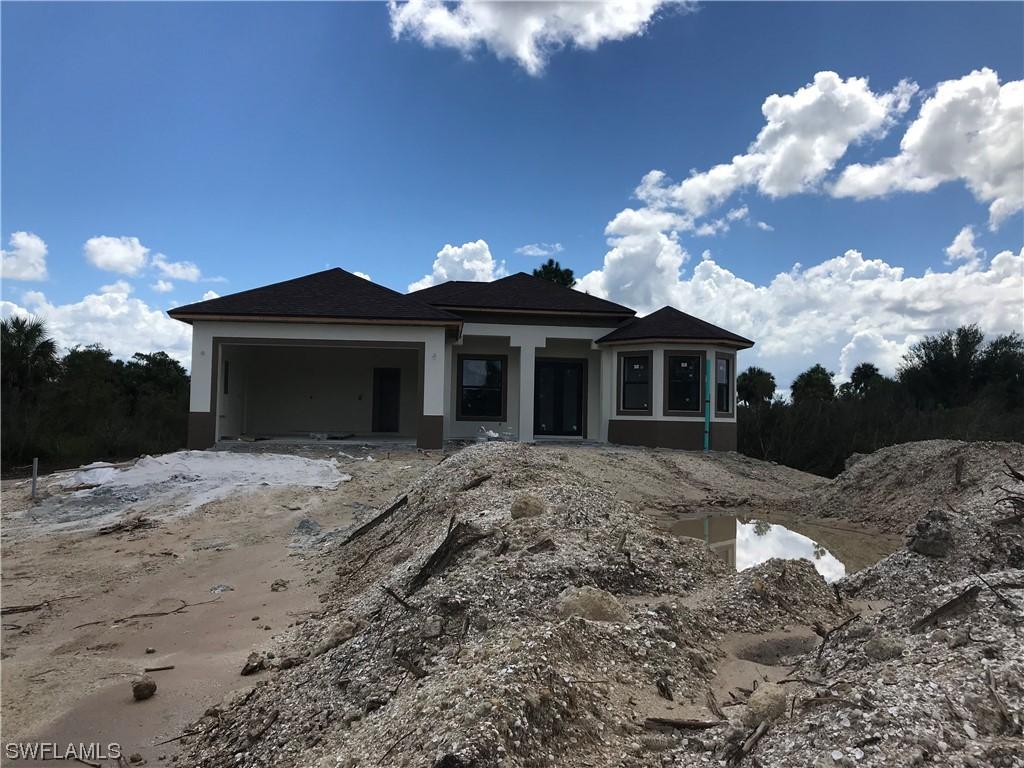 4230 40th St., Naples, FL 34120