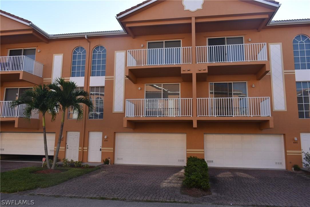 4345 Cortina Cir., Fort Myers, FL 33916