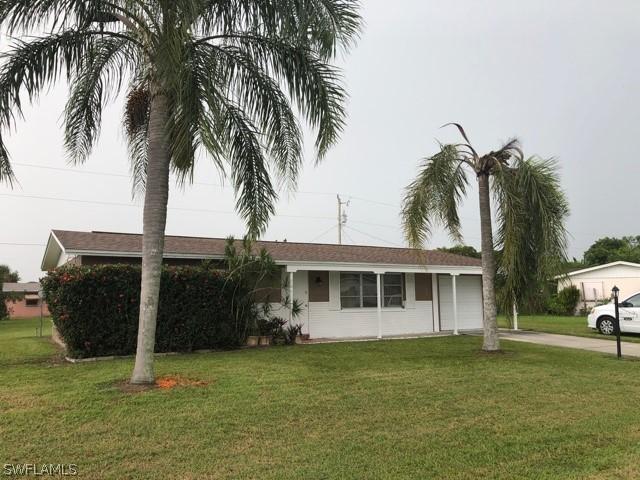 400 Coolidge Ave., Lehigh Acres, FL 33936