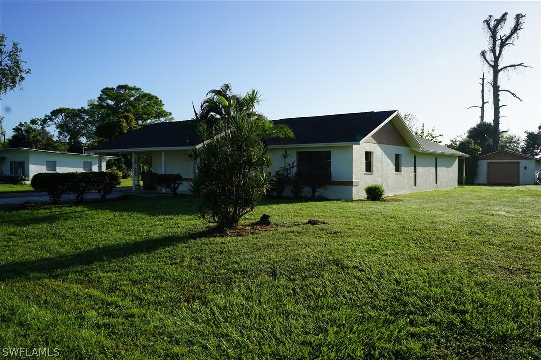 104 Mckinley Ave., Lehigh Acres, FL 33936