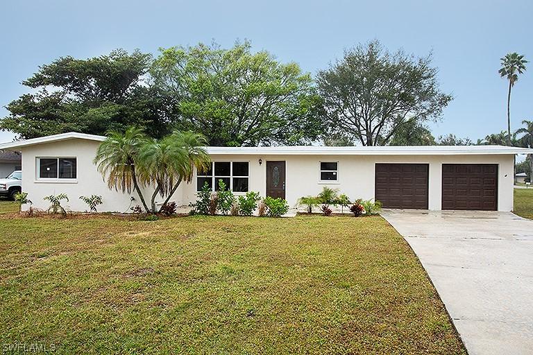 587 Sanford Dr., Fort Myers, FL 33919
