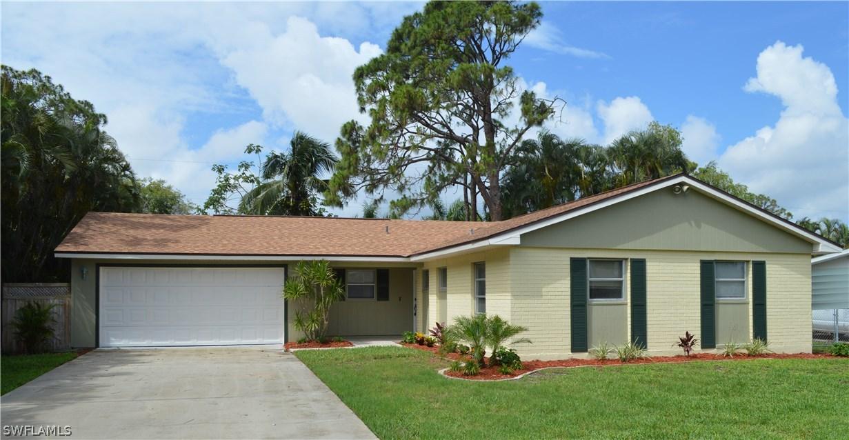 584 Val Mar Dr., Fort Myers, FL 33919